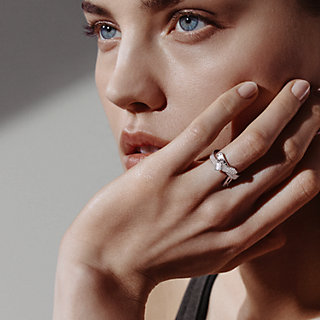 Kelly Gavroche ring - White gold | Hermès USA